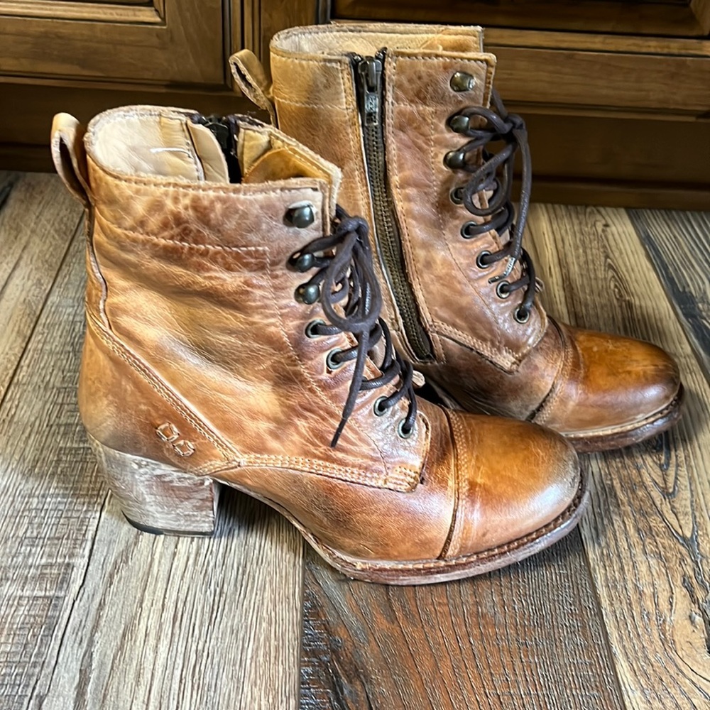 Bed Stu Judgement boots size 8.5.